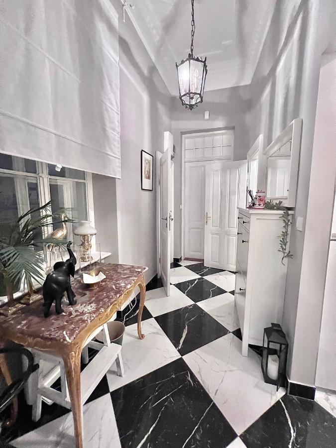 Central Dainty - Boutique Apartment In Zagreb City Centre Dış mekan fotoğraf